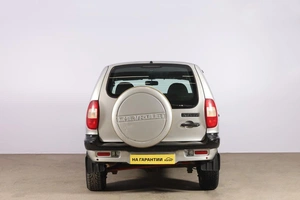 Внедорожник Chevrolet Niva 2003 года, 349000 рублей, Новосибирск
