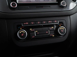 Внедорожник Volkswagen Tiguan 2012 года, 1629055 рублей, Москва