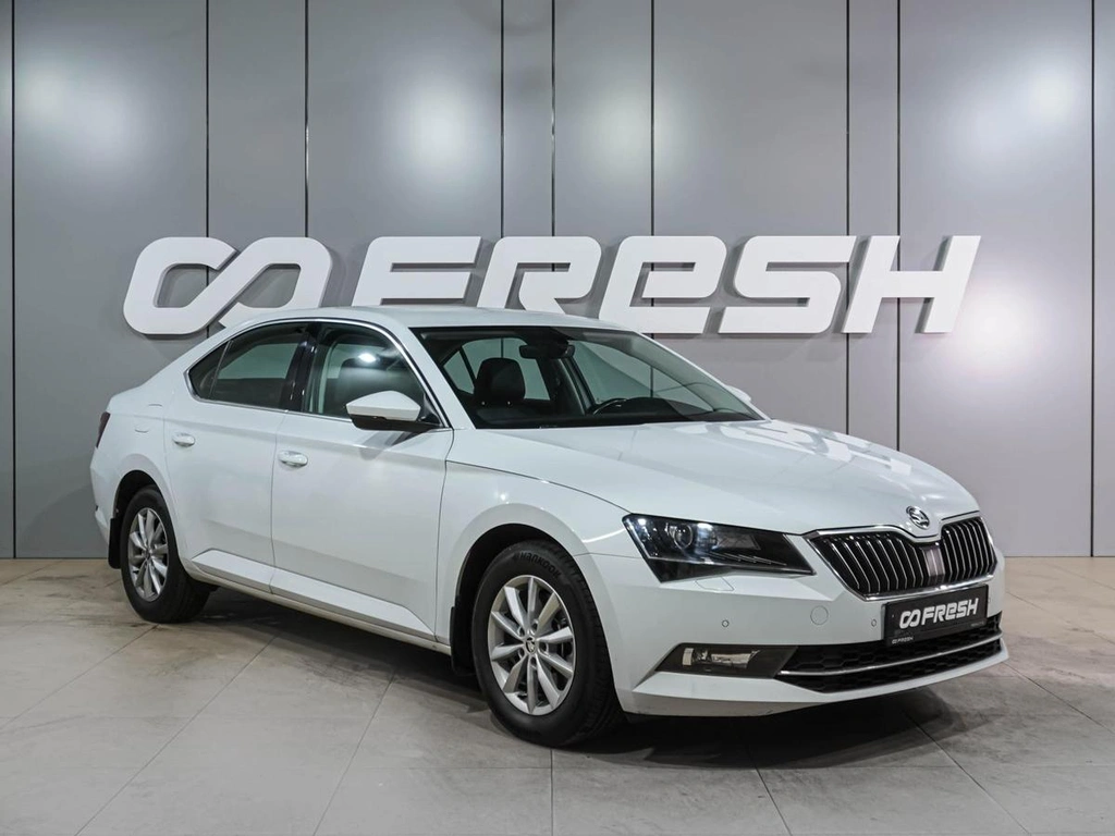 Лифтбек Skoda Superb 2019 года, 2129000 рублей, Воронеж