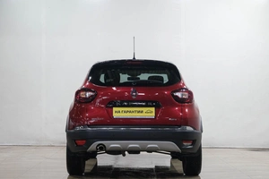 Внедорожник Renault Kaptur 2019 года, 1599000 рублей, Новокузнецк