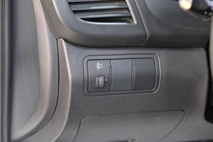 Хетчбэк Hyundai Solaris 2012 года, 739000 рублей, Омск