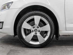 Лифтбек Skoda Octavia 2015 года, 1450000 рублей, Красноярск