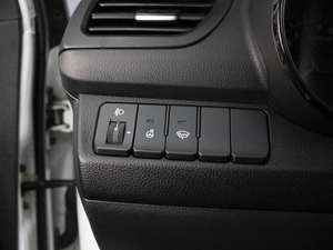Седан Kia Rio 2016 года, 1020000 рублей, Омск