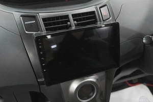 Хетчбэк Toyota Vitz 2009 года, 629000 рублей, Новокузнецк