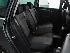 Универсал Volkswagen Passat 2011 года, 937000 рублей, Воронеж