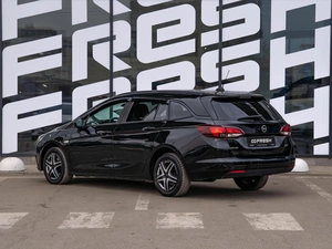 Универсал Opel Astra 2018 года, 1230000 рублей, Краснодар