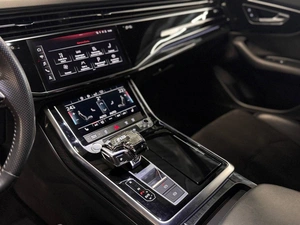 Внедорожник Audi Q8 2019 года, 5850000 рублей, Павловская Слобода