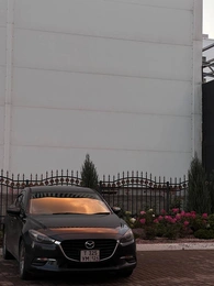 Седан Mazda Axela 2017 года, 1250000 рублей, Красноярск