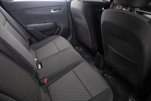 Хетчбэк Kia Rio X-Line 2019 года, 1649000 рублей, Оренбург