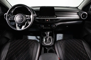 Седан Kia Cerato 2021 года, 2579000 рублей, Сургут