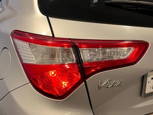 Хетчбэк Toyota Vitz 2018 года, 949000 рублей, Красноярск