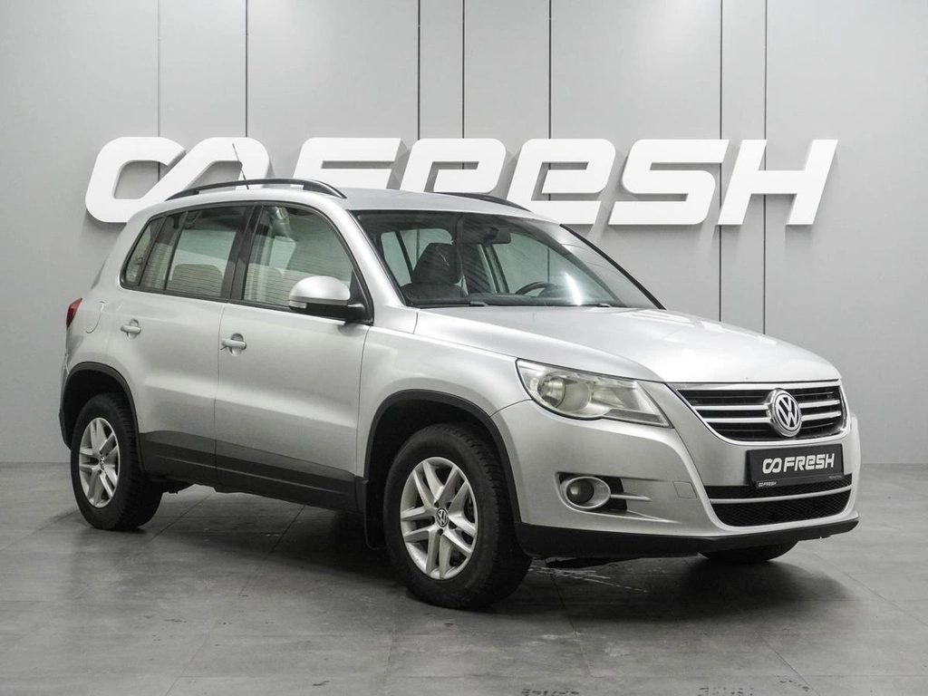 Внедорожник Volkswagen Tiguan 2011 года, 845000 рублей, Воронеж
