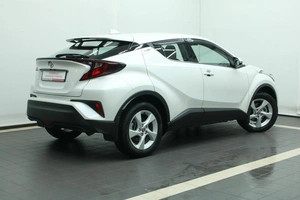 Внедорожник Toyota C-HR 2020 года, 2800000 рублей, Красноярск