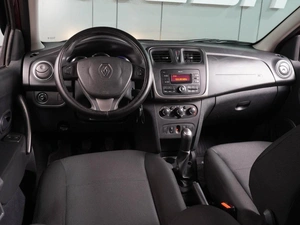 Хетчбэк Renault Sandero 2015 года, 669000 рублей, Воронеж