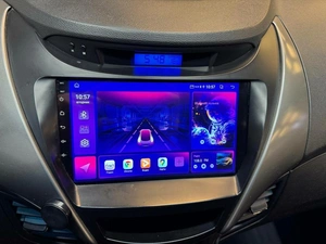 Седан Hyundai Elantra 2011 года, 1047000 рублей, Красноярск