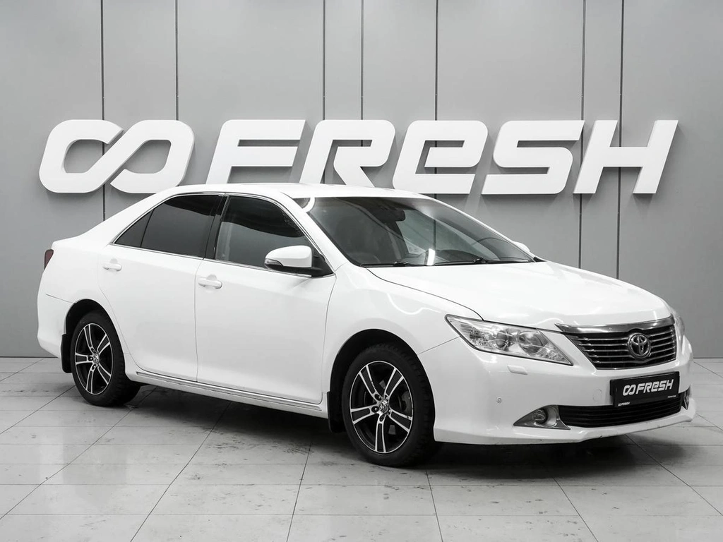 Седан Toyota Camry 2012 года, 1599000 рублей, Ростов-на-Дону
