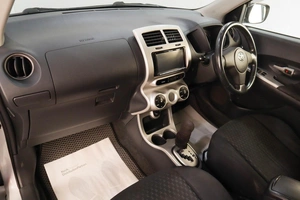 Хетчбэк Toyota Ist 2009 года, 849000 рублей, Челябинск