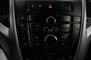 Хетчбэк Opel Astra 2011 года, 609000 рублей, Челябинск