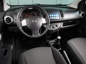 Хетчбэк Nissan Note 2012 года, 799000 рублей, Воронеж