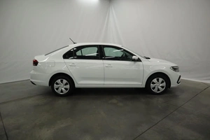 Седан Volkswagen Polo 2022 года, 1850000 рублей, Курск