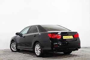 Седан Toyota Camry 2013 года, 1649000 рублей, Сургут