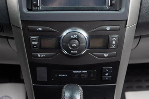 Седан Toyota Corolla 2007 года, 819000 рублей, Оренбург