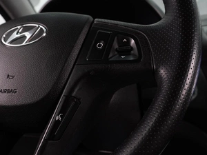 Седан Hyundai Solaris 2012 года, 799000 рублей, Воронеж