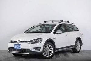 Универсал Volkswagen Golf 2016 года, 1889000 рублей, Томск