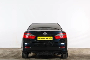 Седан Toyota Camry 2014 года, 1879000 рублей, Тюмень