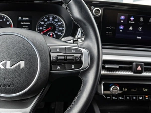 Седан Kia K5 2023 года, 3150000 рублей, Краснодар