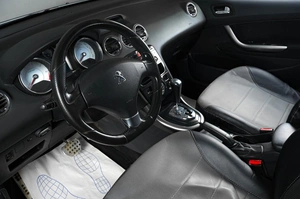 Хетчбэк Peugeot 308 2011 года, 499000 рублей, Тюмень