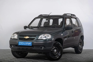 Внедорожник Chevrolet Niva 2012 года, 449000 рублей, Томск