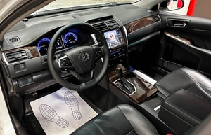 Седан Toyota Camry 2016 года, 2150000 рублей, Красноярск