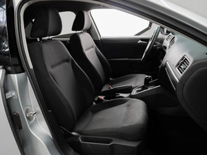 Седан Volkswagen Jetta 2016 года, 1310000 рублей, Тюмень