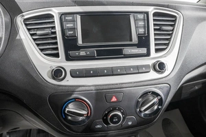 Седан Hyundai Solaris 2019 года, 1149000 рублей, Барнаул