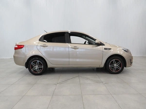 Седан Kia Rio 2012 года, 650000 рублей, Калуга