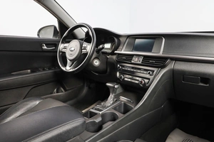 Седан Kia Optima 2017 года, 2189000 рублей, Новосибирск