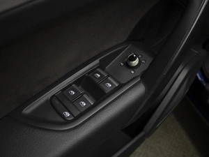 Внедорожник Audi Q5 2017 года, 3498000 рублей, Омск