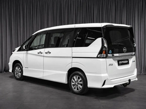 Минивэн Nissan Serena 2018 года, 2489000 рублей, Тюмень