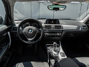 Хетчбэк BMW 1 серия 2018 года, 1560000 рублей, Краснодар