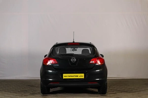 Хетчбэк Opel Astra 2012 года, 999000 рублей, Тюмень