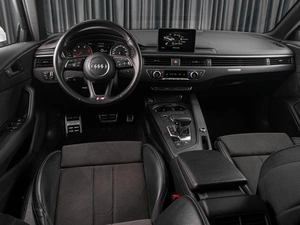 Седан Audi A4 2018 года, 2729000 рублей, Тюмень