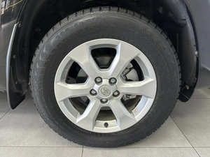 Внедорожник Toyota RAV4 2011 года, 1495000 рублей, Красноярск