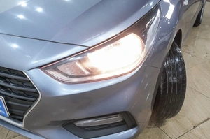 Седан Hyundai Solaris 2017 года, 929000 рублей, Новокузнецк