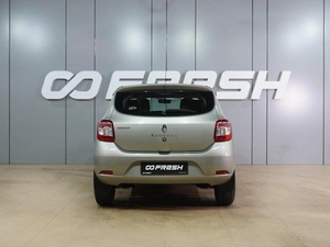Хетчбэк Renault Sandero 2018 года, 1049000 рублей, Воронеж