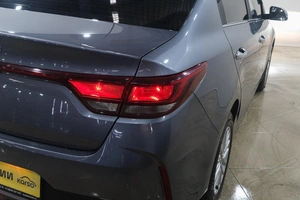 Седан Kia Rio 2020 года, 1689000 рублей, Новокузнецк