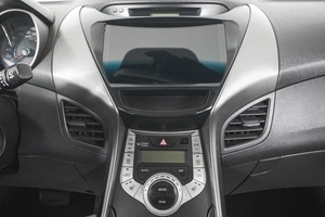 Седан Hyundai Avante 2011 года, 1049000 рублей, Кемерово