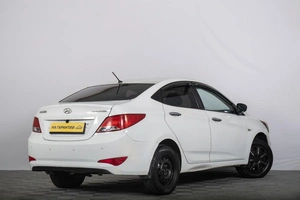 Седан Hyundai Solaris 2015 года, 829000 рублей, Томск