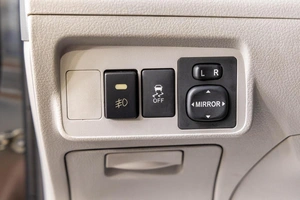 Седан Toyota Corolla 2008 года, 899000 рублей, Барнаул