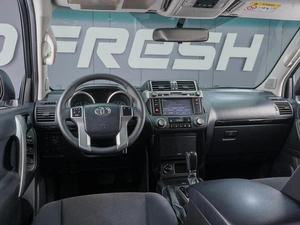 Внедорожник Toyota Land Cruiser Prado 2016 года, 4849000 рублей, Сургут